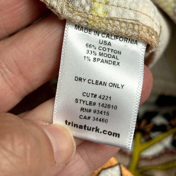 Trina Turk Delano Shorts Women's 4 Colorful Geometric Floral 70's Boho Retro - Picture 4 of 7